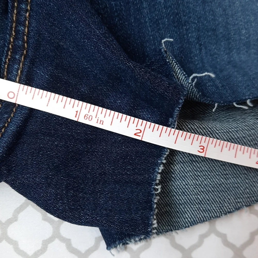 Levi's High Rise Denim Shorts - Picture 3 of 6